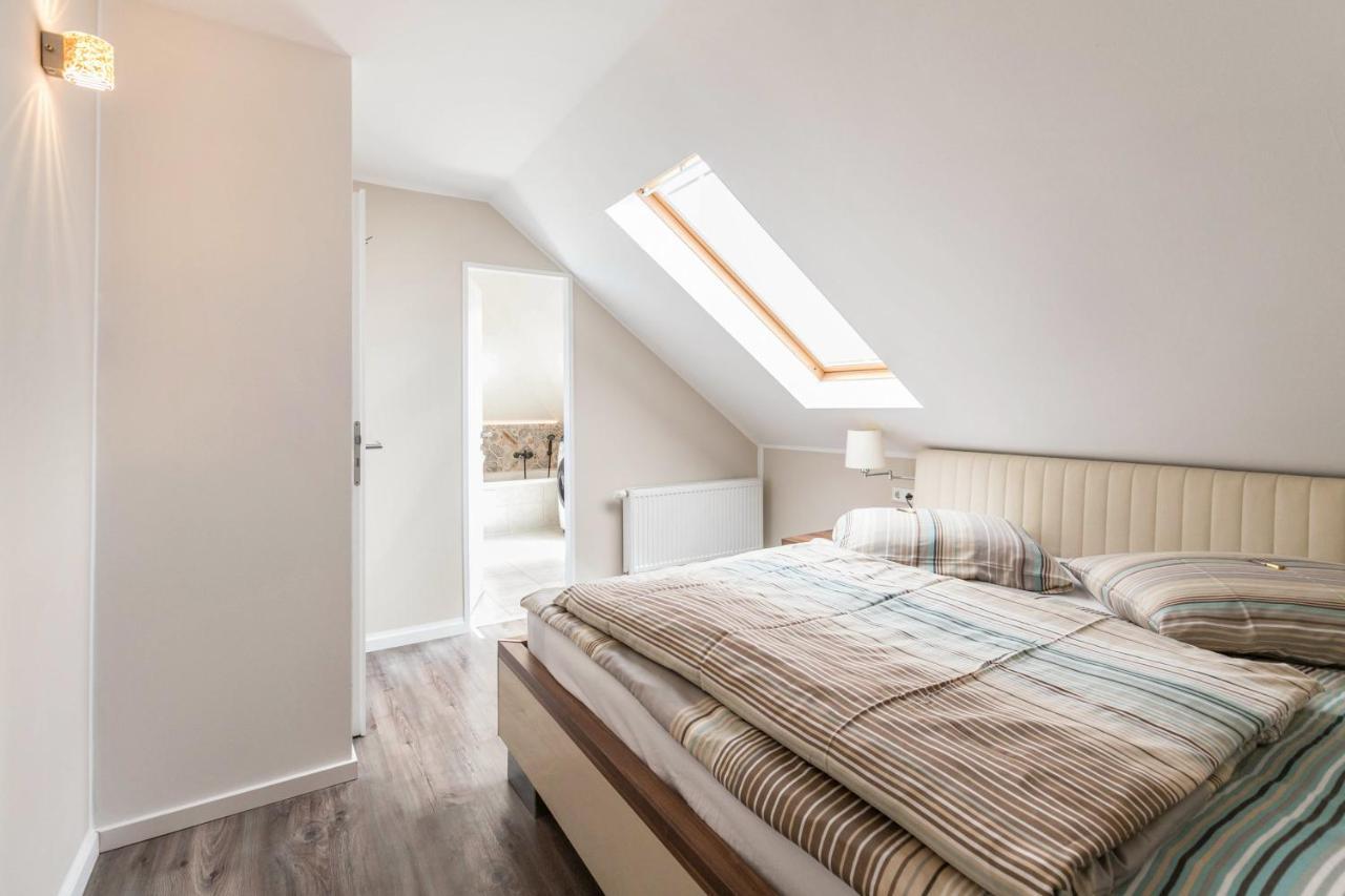 Apartament Uhse Wohlfuehloase Heide  Zewnętrze zdjęcie
